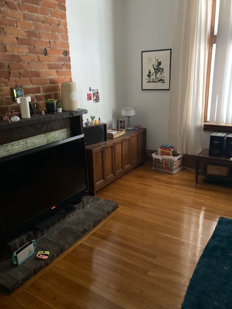 Pittsburgh Apartment: 435 S. Graham St