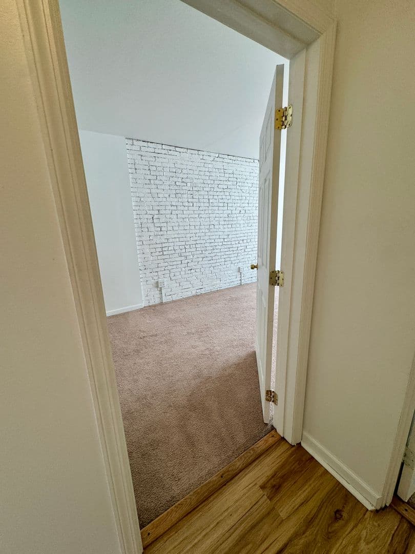 Pittsburgh Apartment: 3401 Forbes Ave