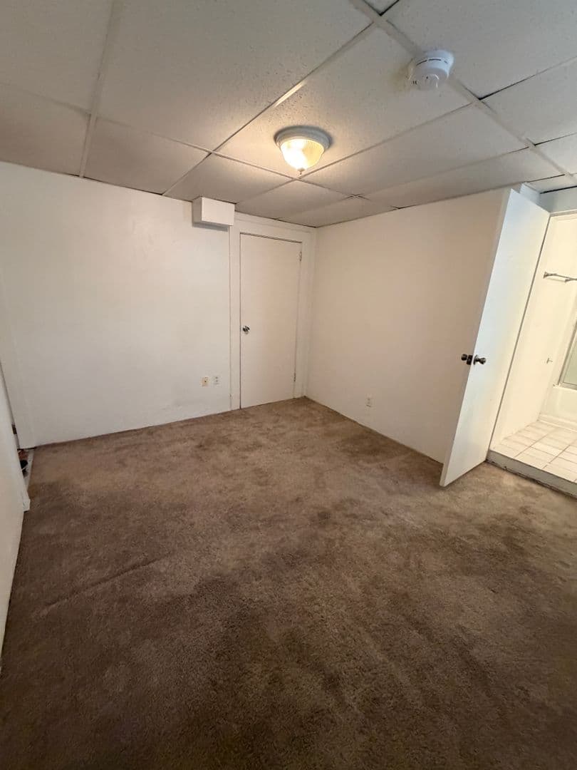 Pittsburgh Apartment: 218 North Craig St