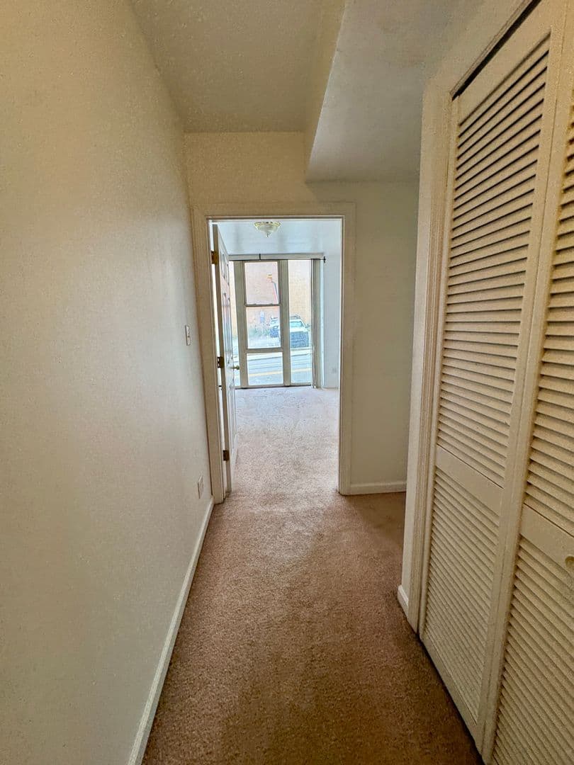Pittsburgh Apartment: 3401 Forbes Ave