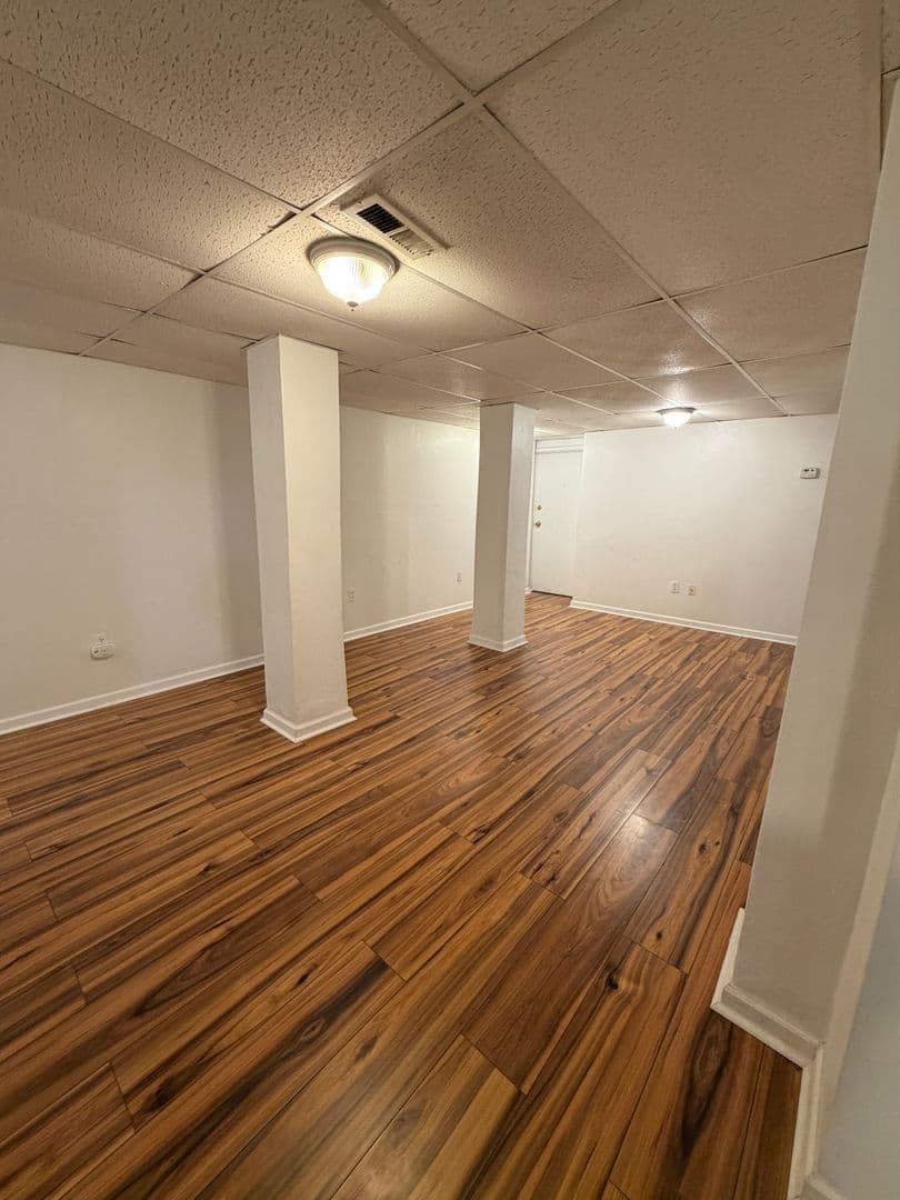 Pittsburgh Apartment: 218 North Craig St