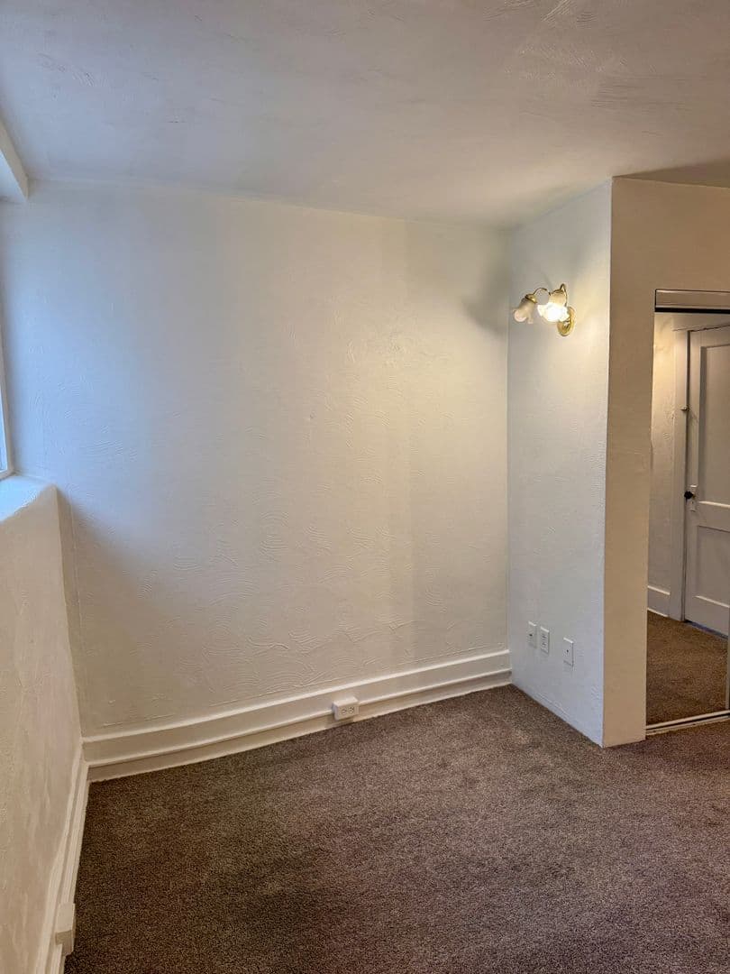 Pittsburgh Apartment: 626 Maryland Ave