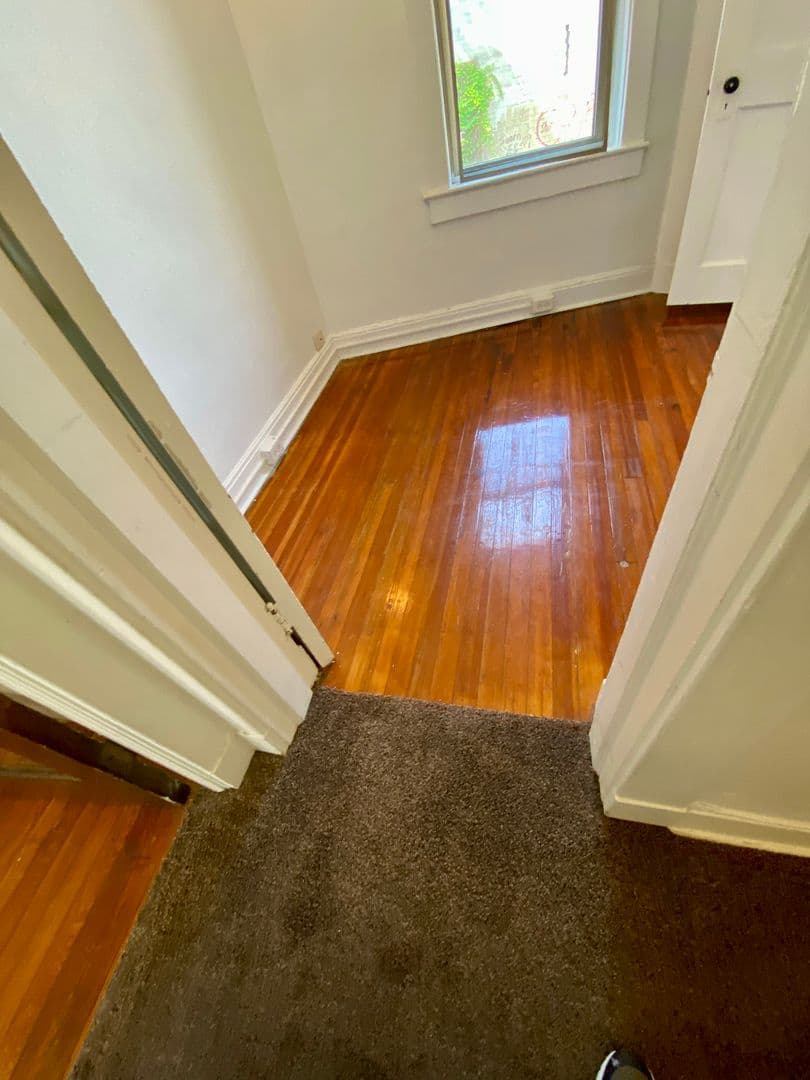 Pittsburgh Apartment: 626 Maryland Ave