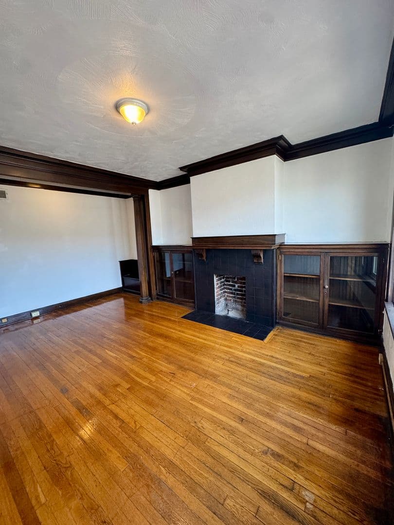 Pittsburgh Apartment: 626 Maryland Ave