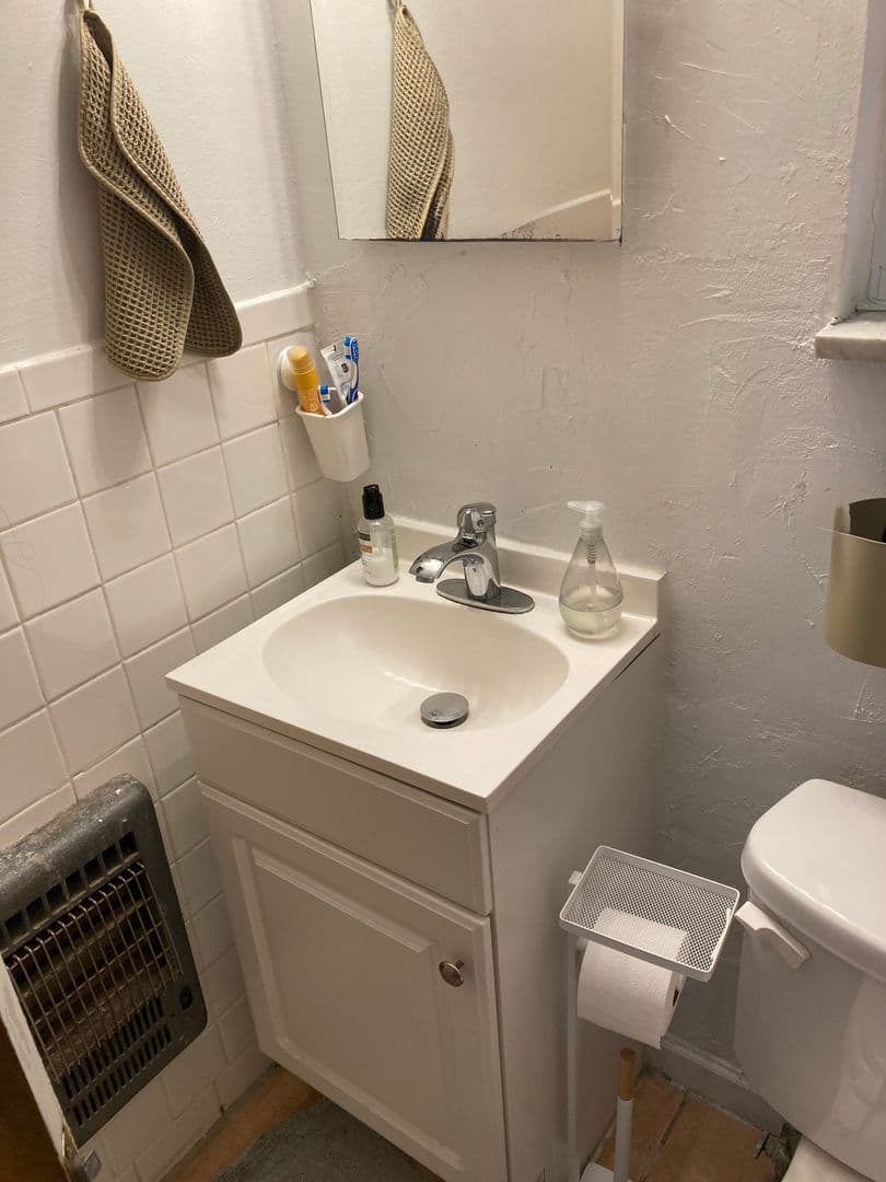 Pittsburgh Apartment: 435 S. Graham St