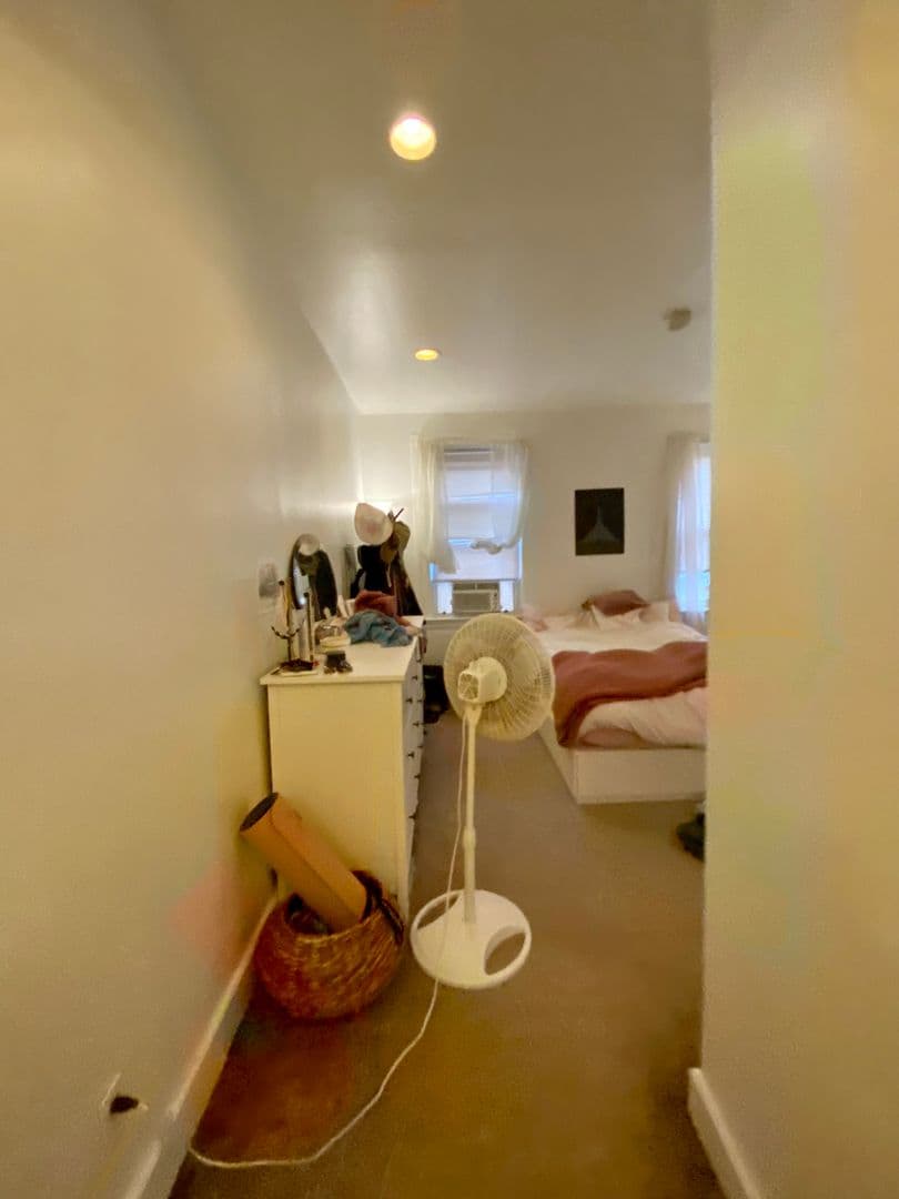 Pittsburgh Apartment: 370 S. Negley