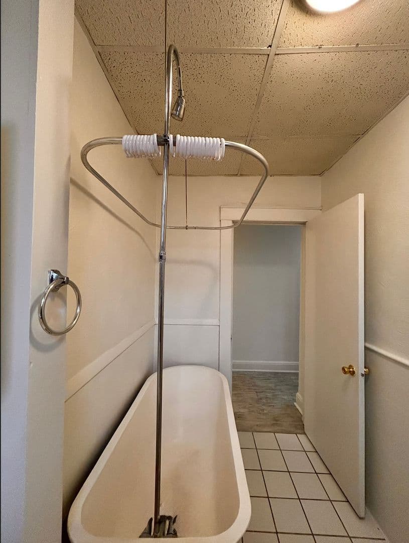 Pittsburgh Apartment: 626 Maryland Ave