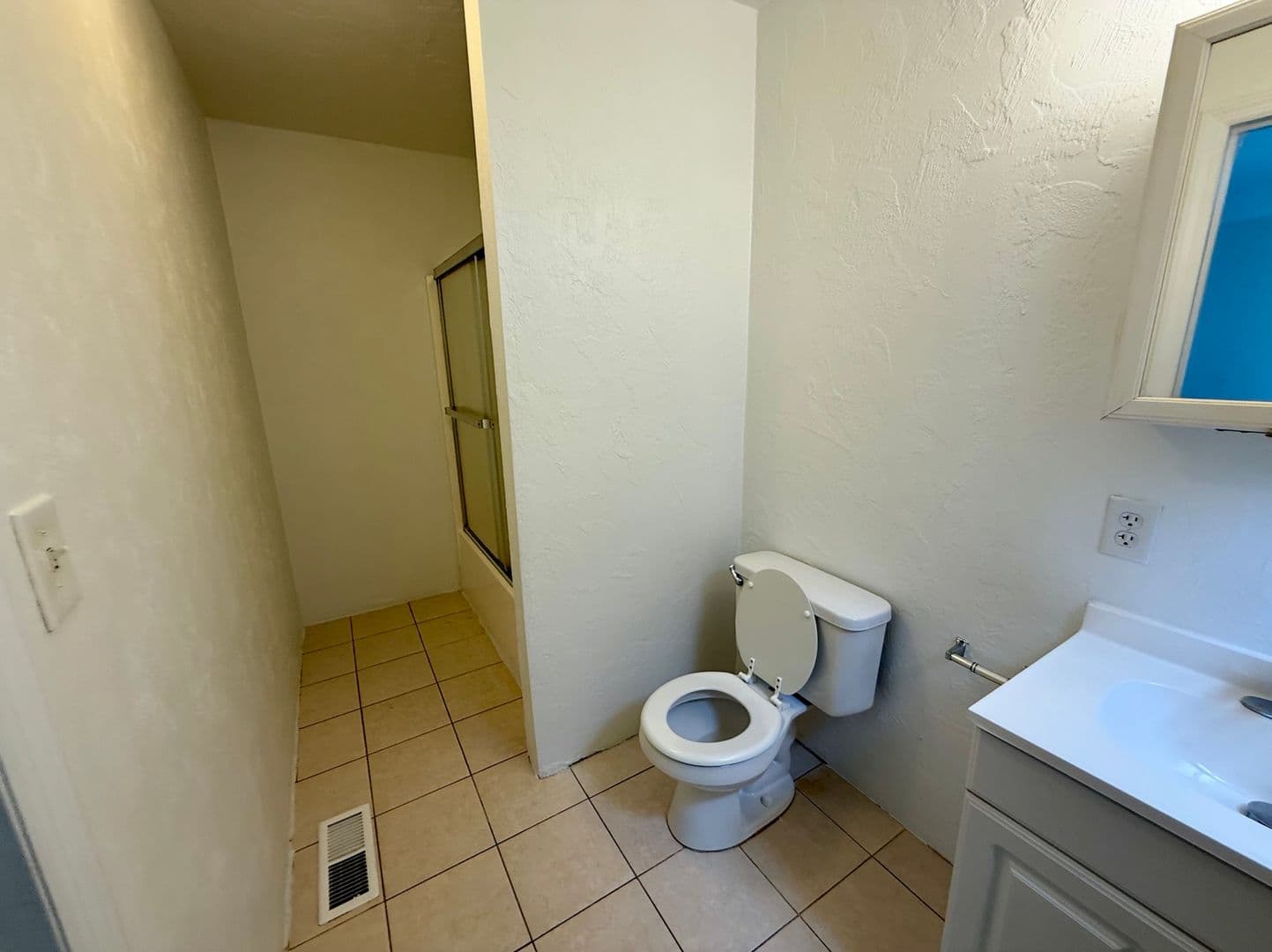Pittsburgh Apartment: 3615 Dawson St