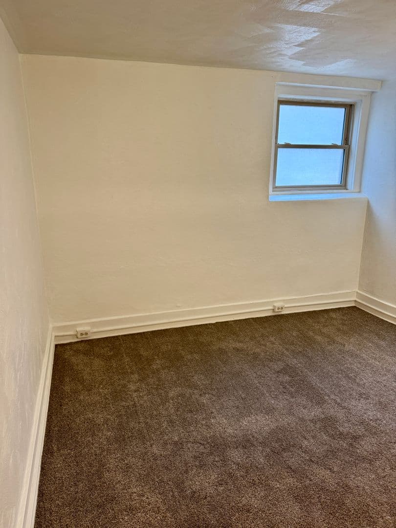 Pittsburgh Apartment: 626 Maryland Ave