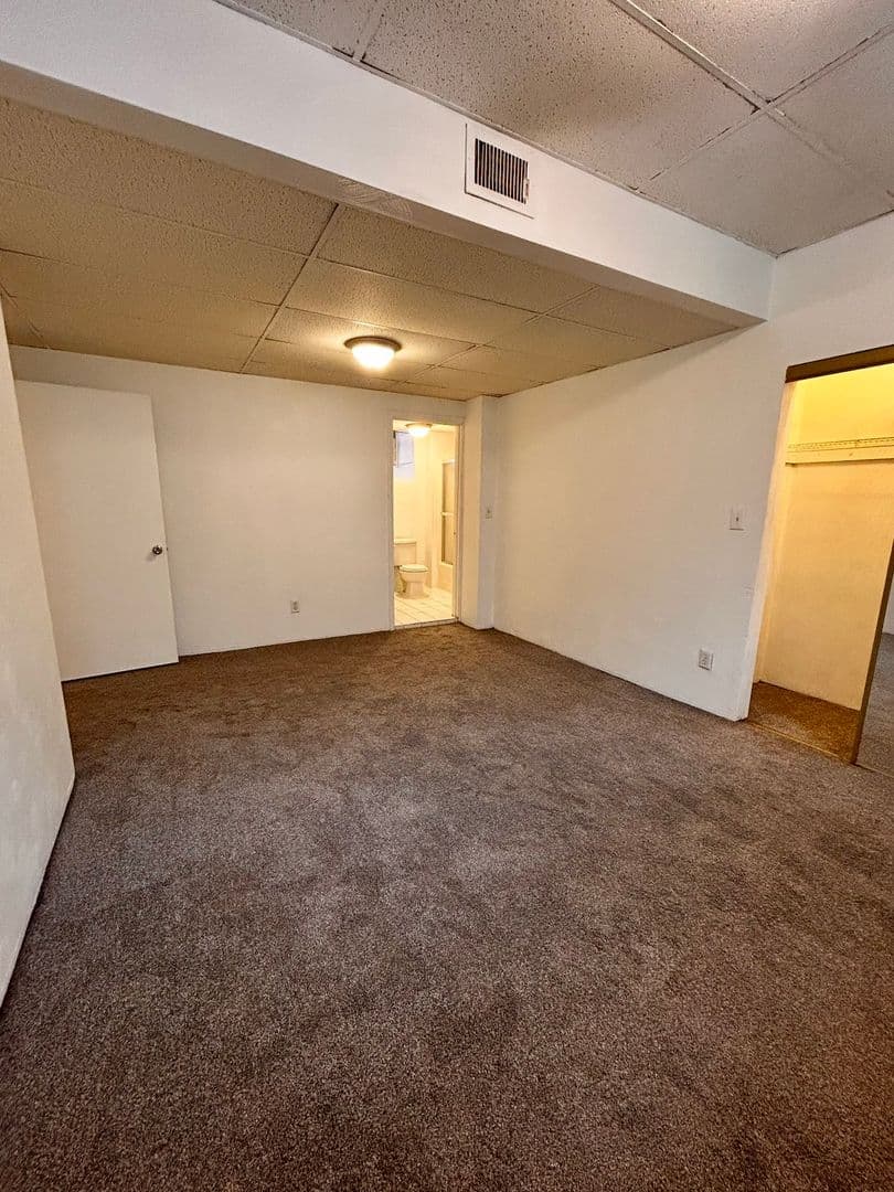 Pittsburgh Apartment: 626 Maryland Ave