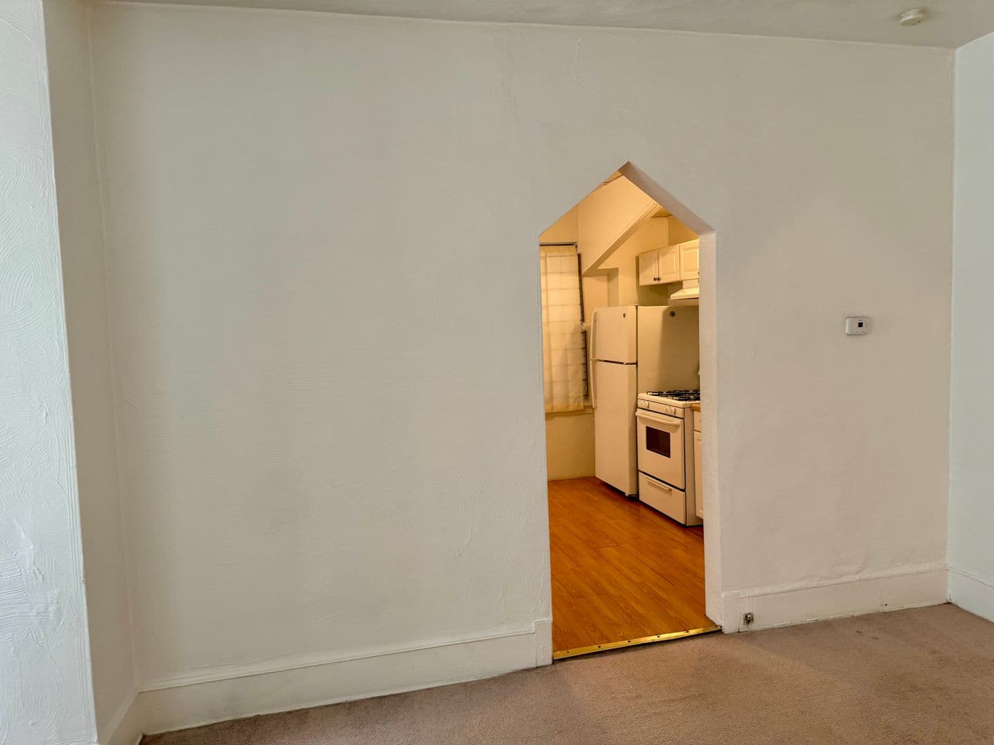 Pittsburgh Apartment: 218 North Craig St