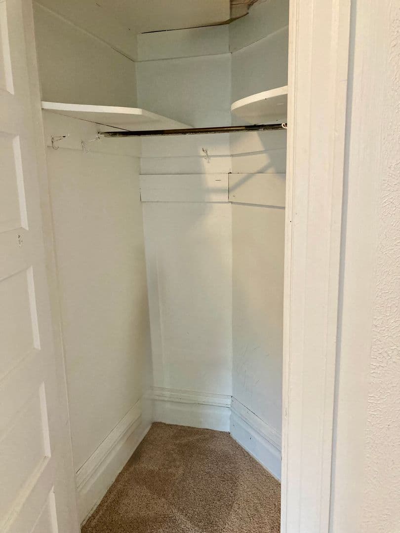Pittsburgh Apartment: 435 S. Graham St