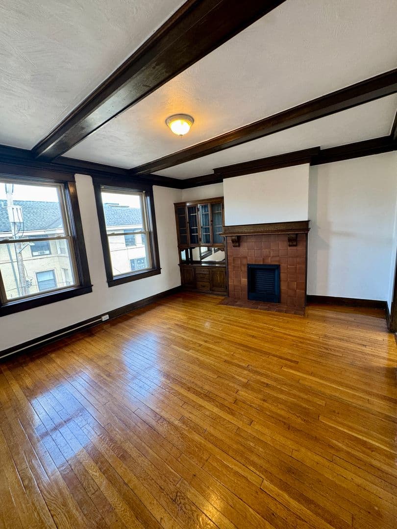 Pittsburgh Apartment: 626 Maryland Ave
