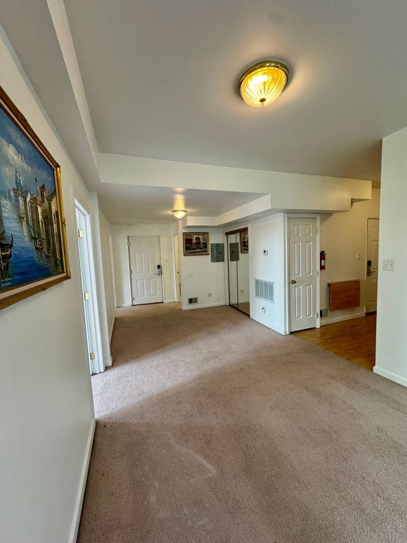 Pittsburgh Apartment: 3401 Forbes Ave