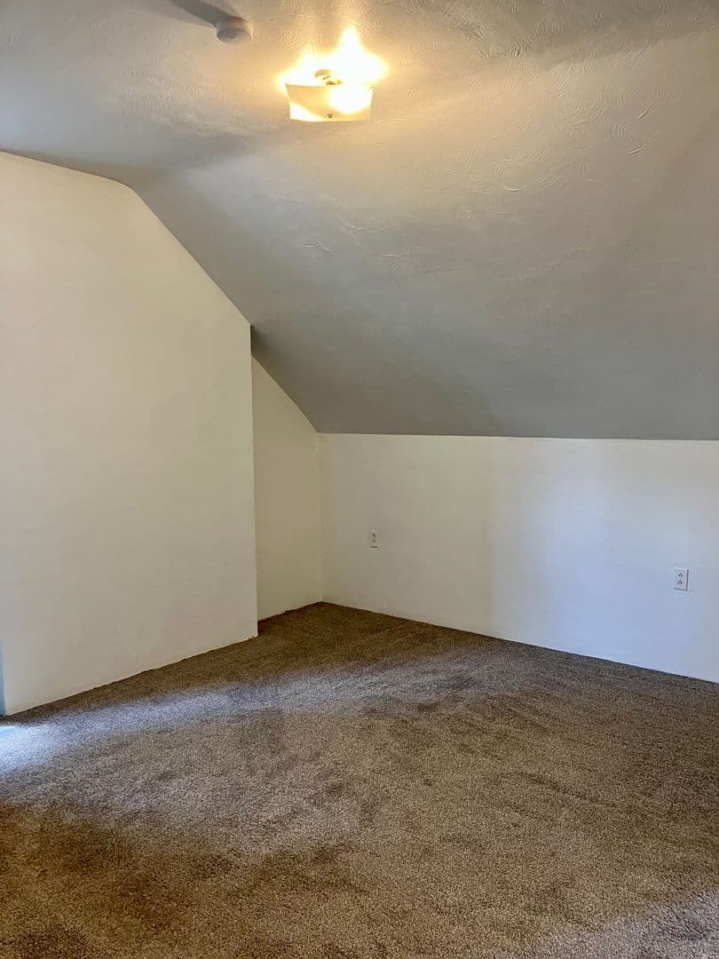 Pittsburgh Apartment: 5819 Bartlett St