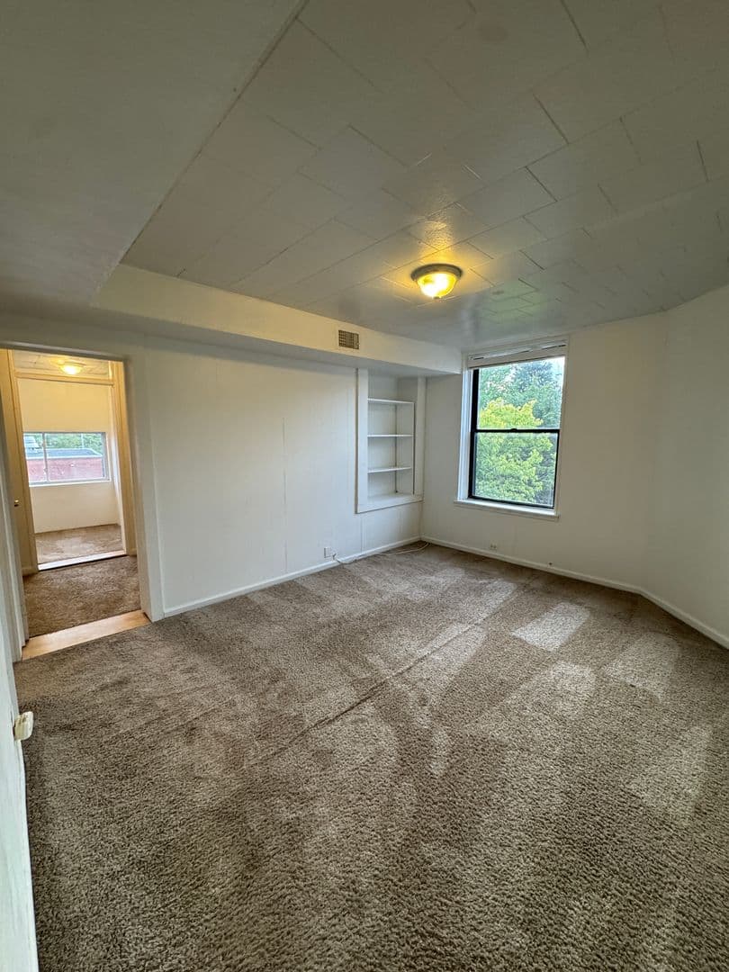 Pittsburgh Apartment: 514 Ivy St