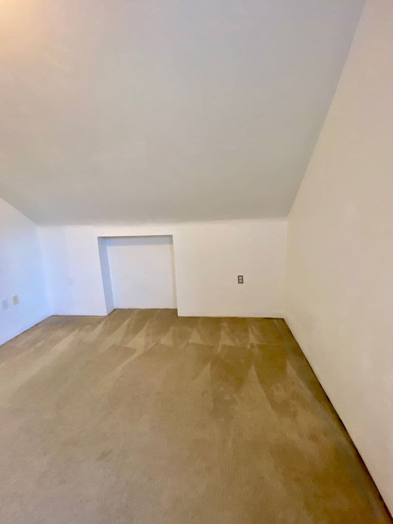 Pittsburgh Apartment: 5819 Bartlett St