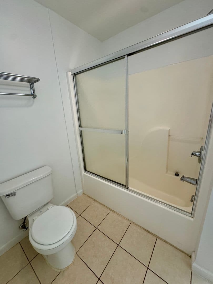 Pittsburgh Apartment: 3401 Forbes Ave