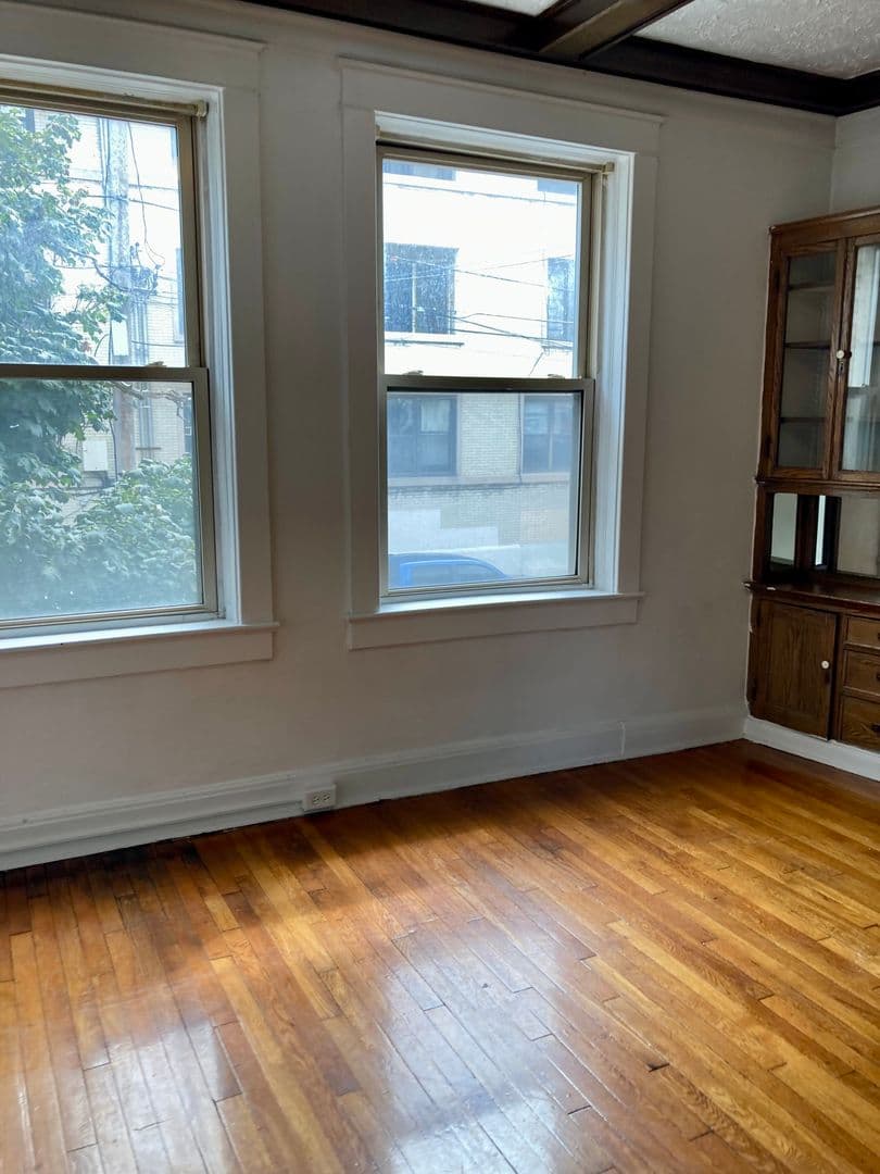 Pittsburgh Apartment: 626 Maryland Ave