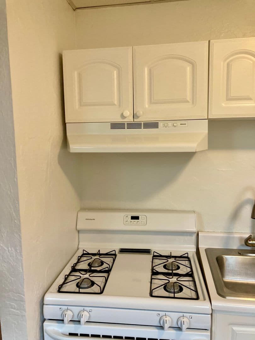 Pittsburgh Apartment: 3617 Dawson St