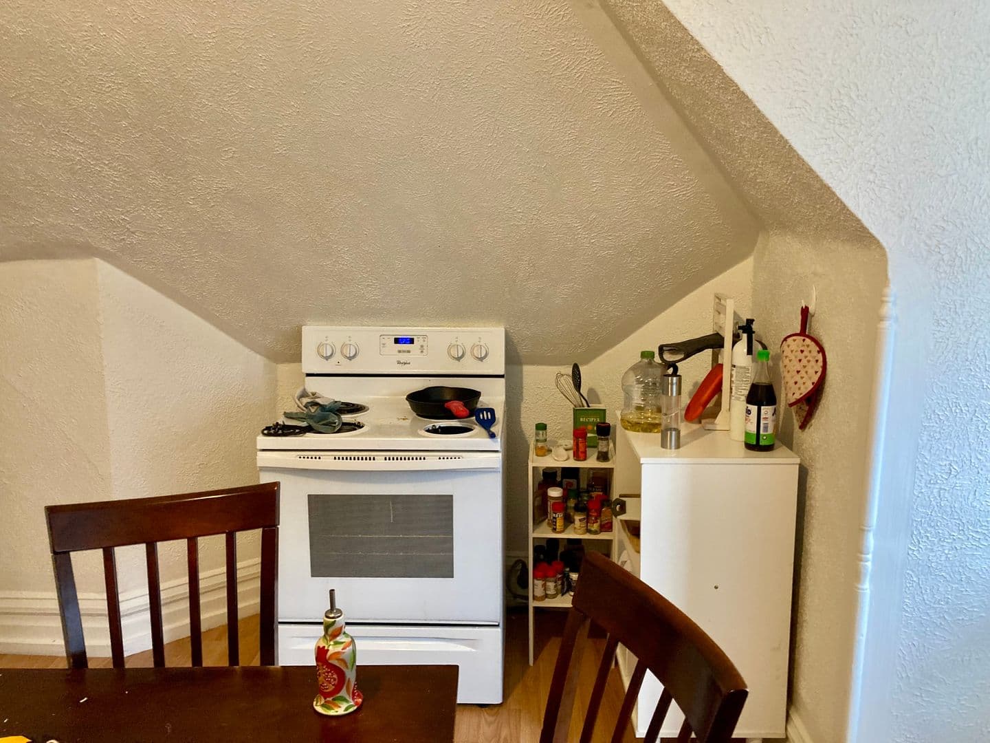 Pittsburgh Apartment: 435 S. Graham St