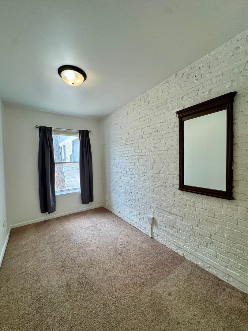 Pittsburgh Apartment: 3401 Forbes Ave