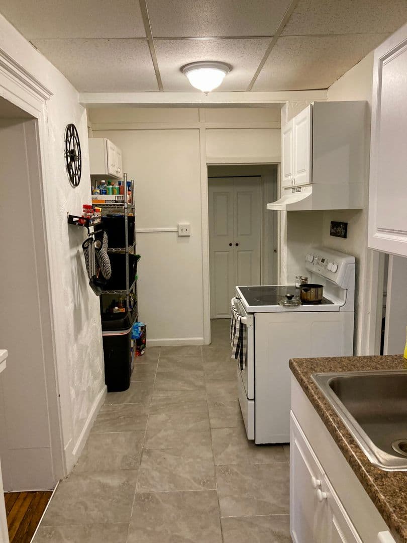 Pittsburgh Apartment: 431 S. Graham St
