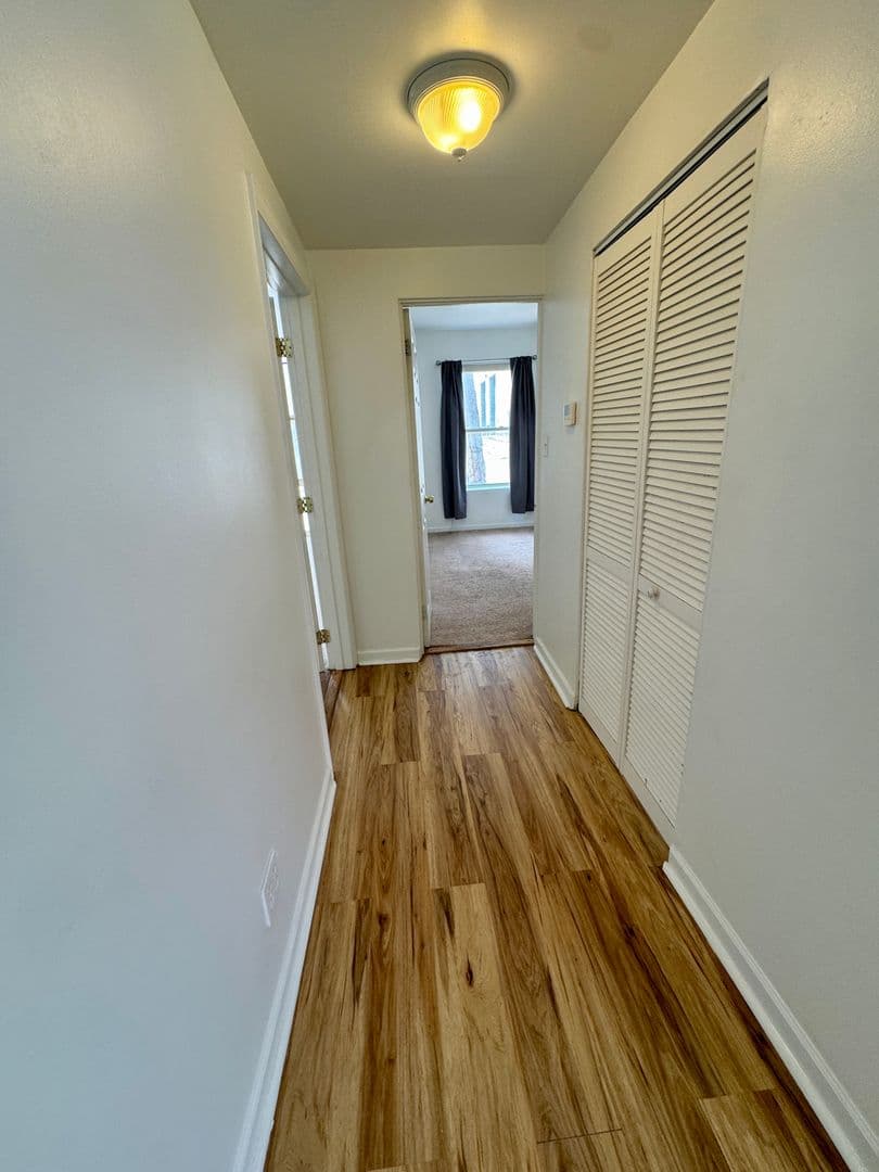 Pittsburgh Apartment: 3401 Forbes Ave