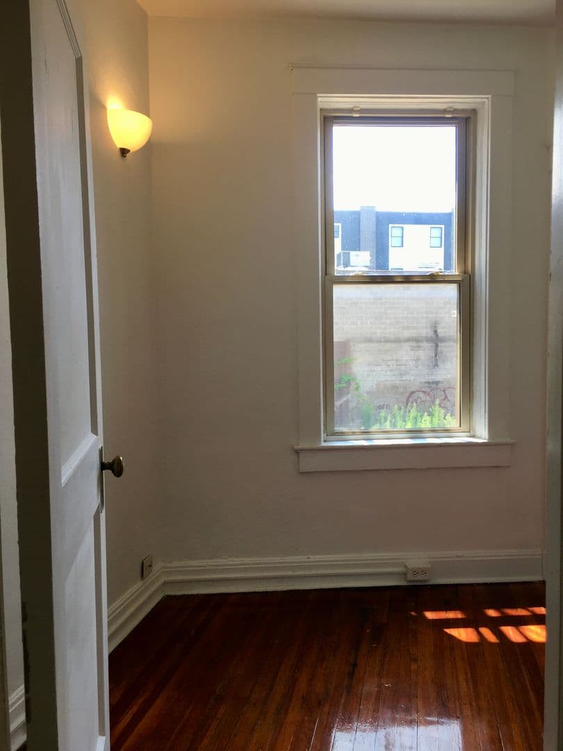 Pittsburgh Apartment: 626 Maryland Ave