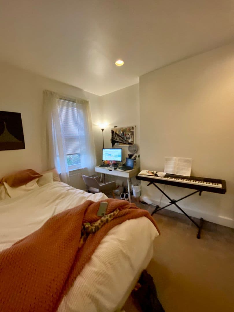 Pittsburgh Apartment: 370 S. Negley
