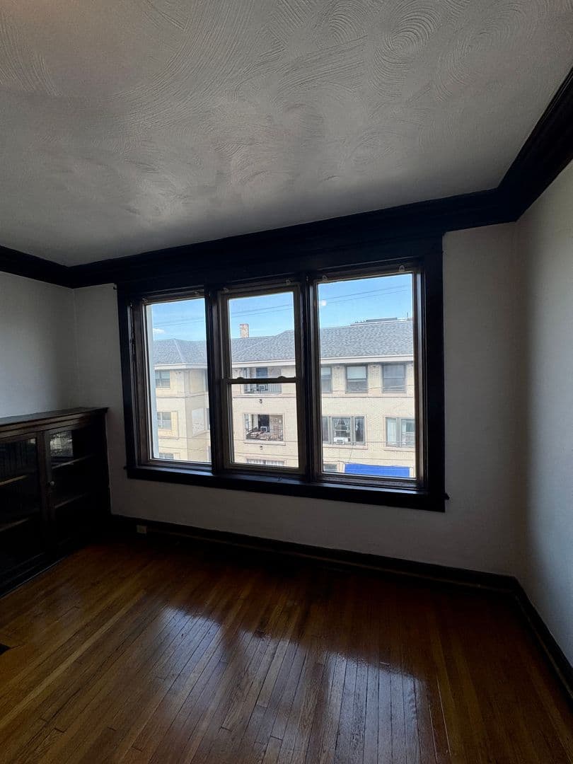 Pittsburgh Apartment: 626 Maryland Ave