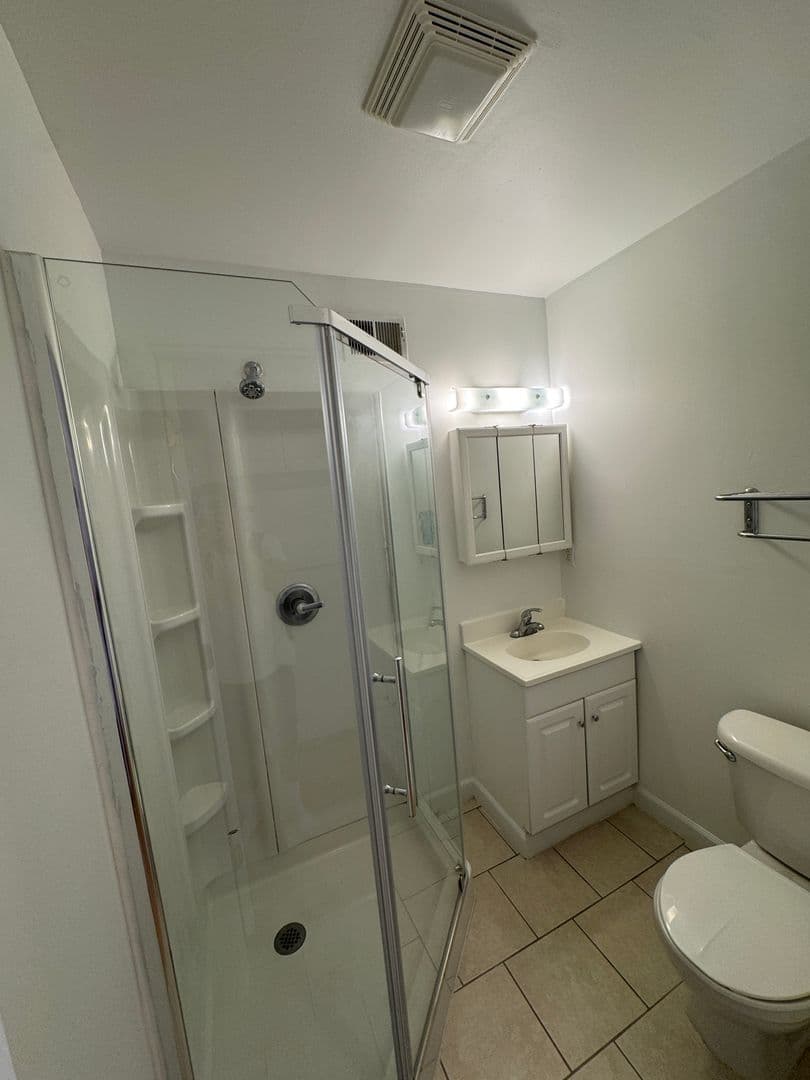 Pittsburgh Apartment: 3401 Forbes Ave