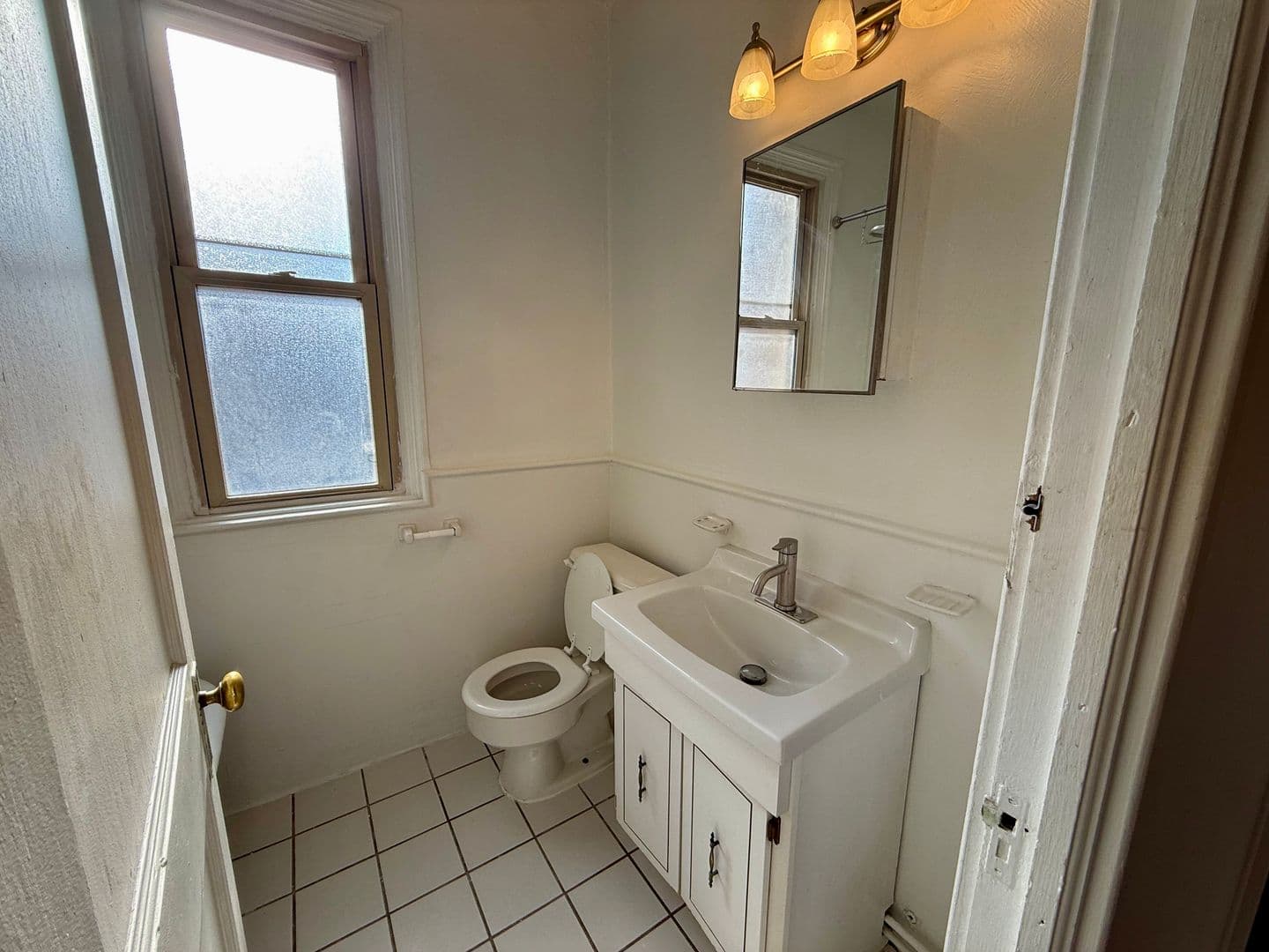 Pittsburgh Apartment: 5752 Ellsworth Ave