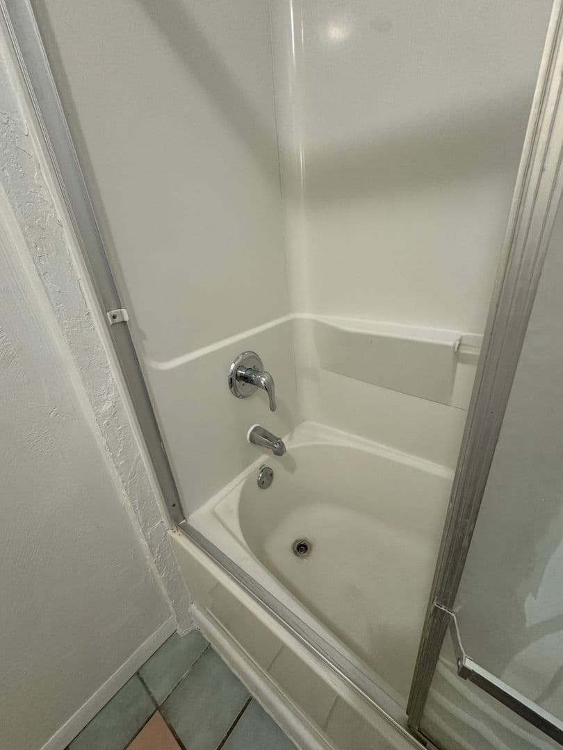 Pittsburgh Apartment: 514 Ivy St
