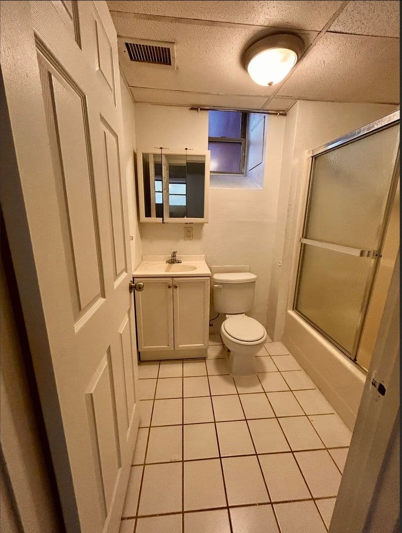 Pittsburgh Apartment: 626 Maryland Ave