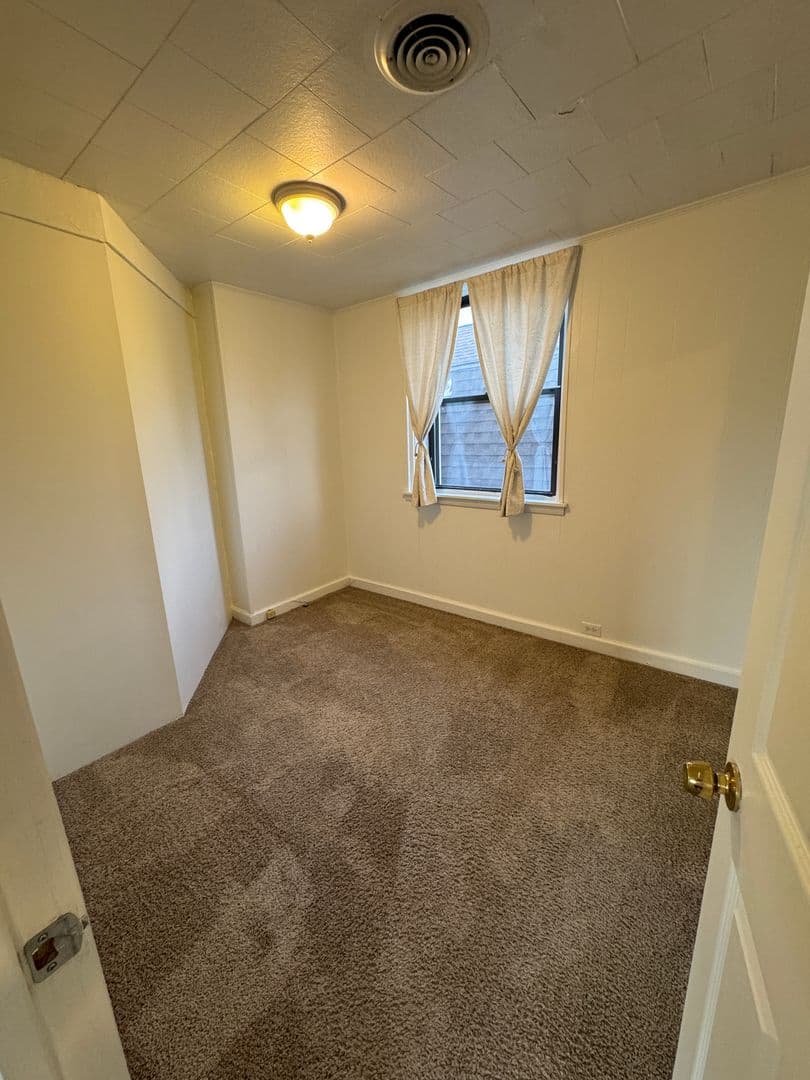 Pittsburgh Apartment: 514 Ivy St