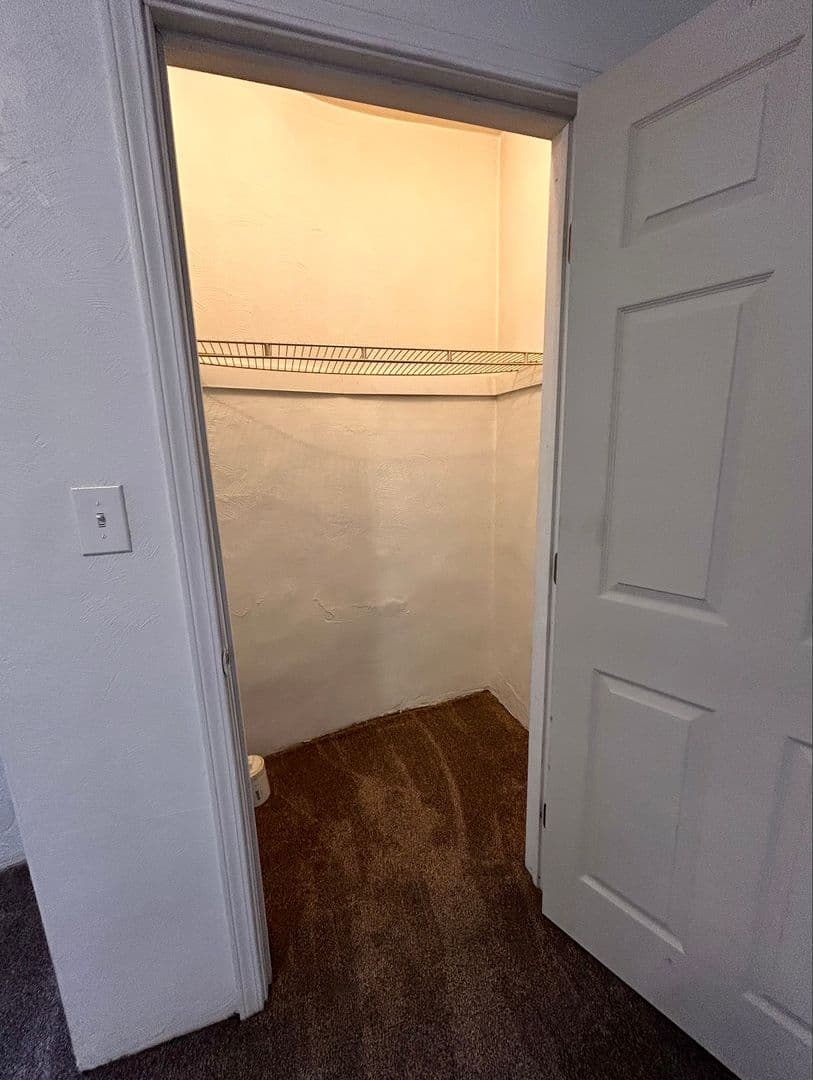 Pittsburgh Apartment: 626 Maryland Ave