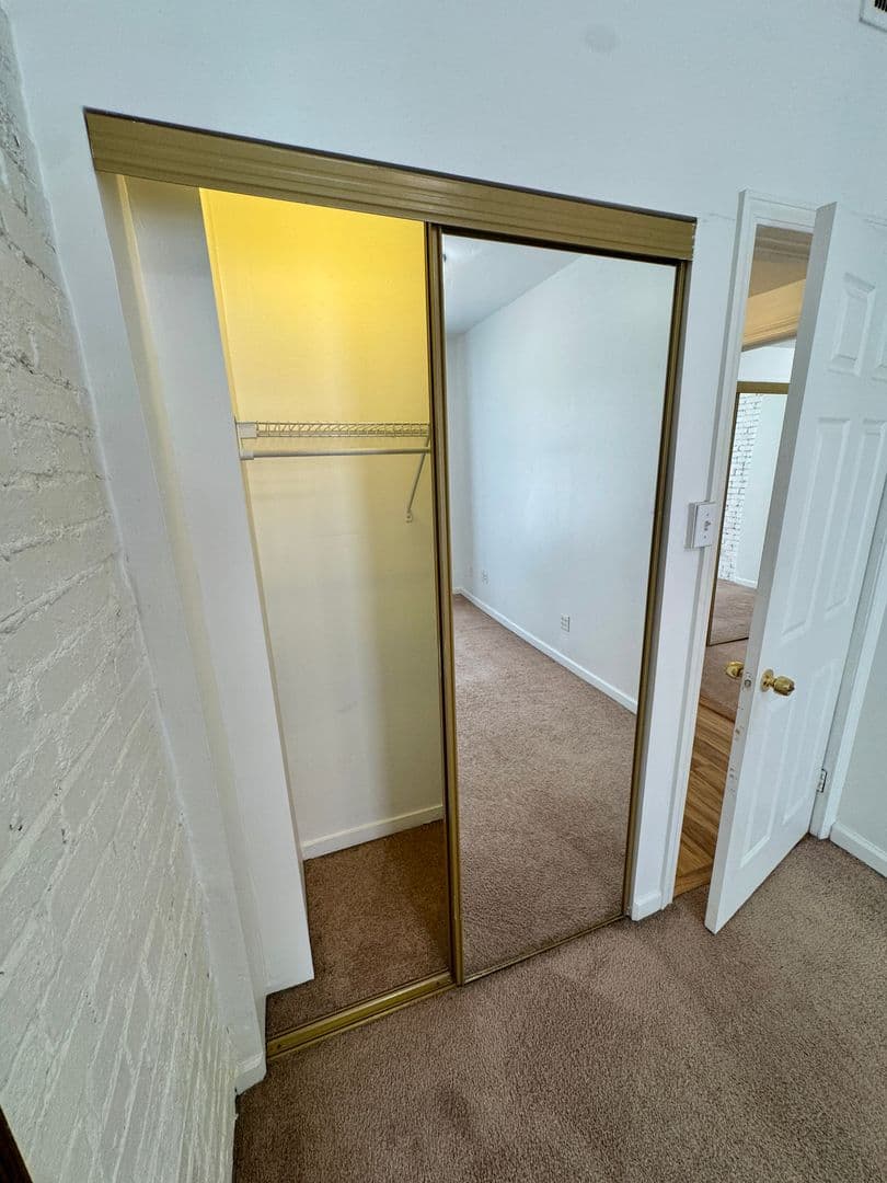 Pittsburgh Apartment: 3401 Forbes Ave