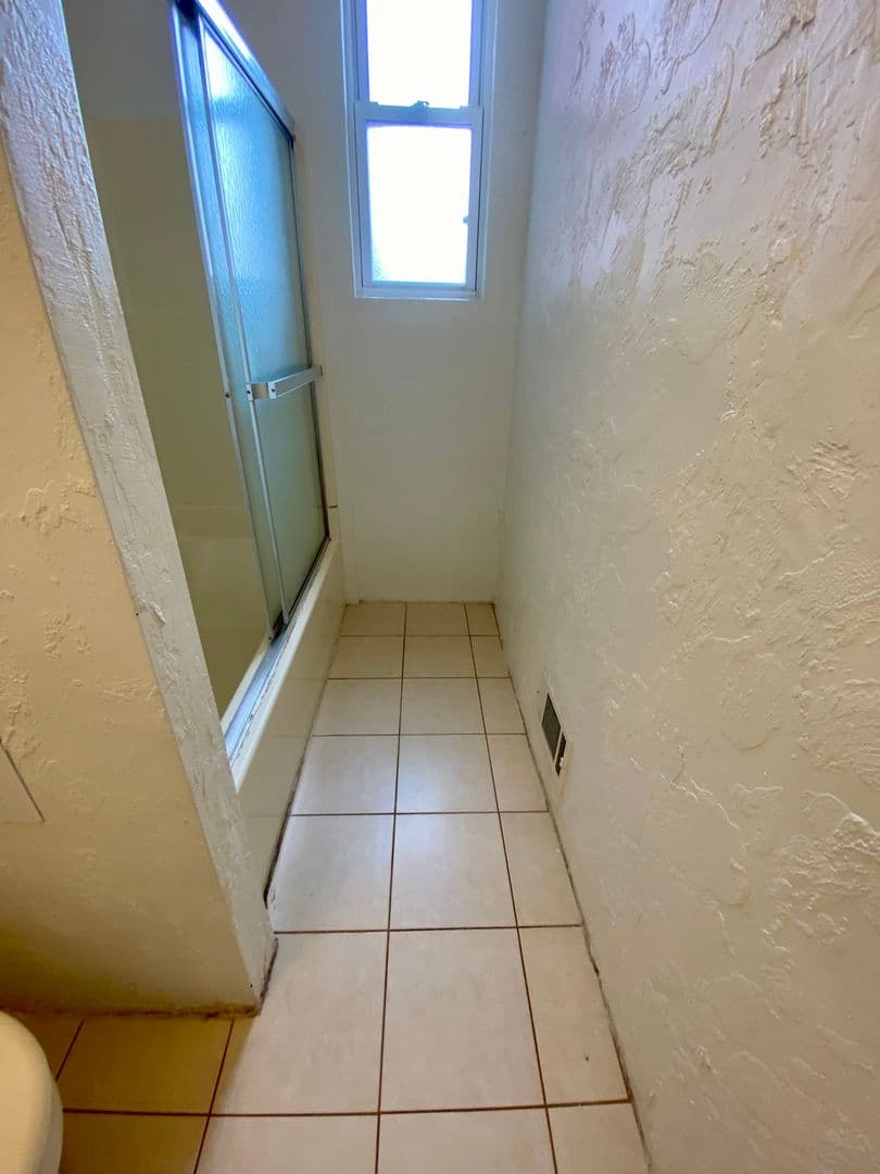 Pittsburgh Apartment: 3617 Dawson St