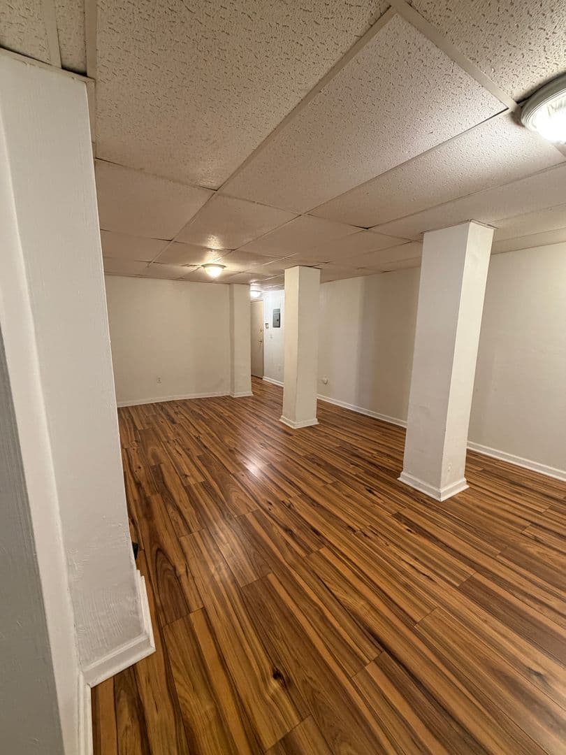 Pittsburgh Apartment: 218 North Craig St