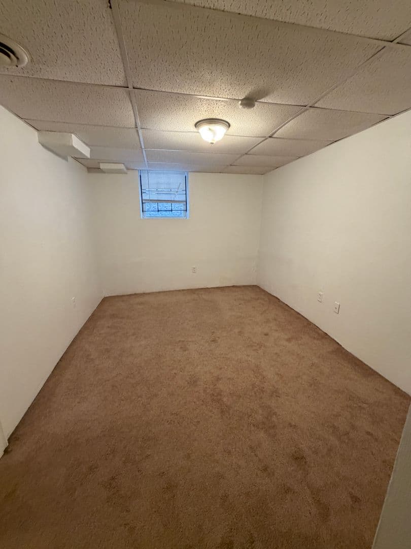 Pittsburgh Apartment: 218 North Craig St