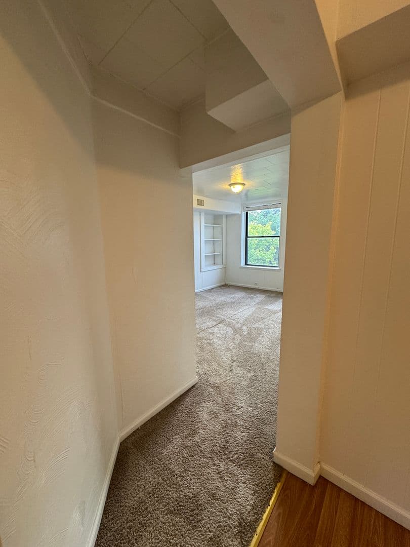 Pittsburgh Apartment: 514 Ivy St