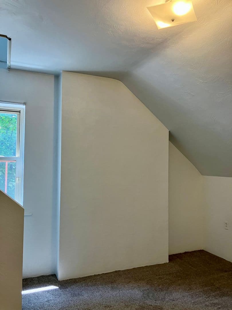 Pittsburgh Apartment: 5819 Bartlett St