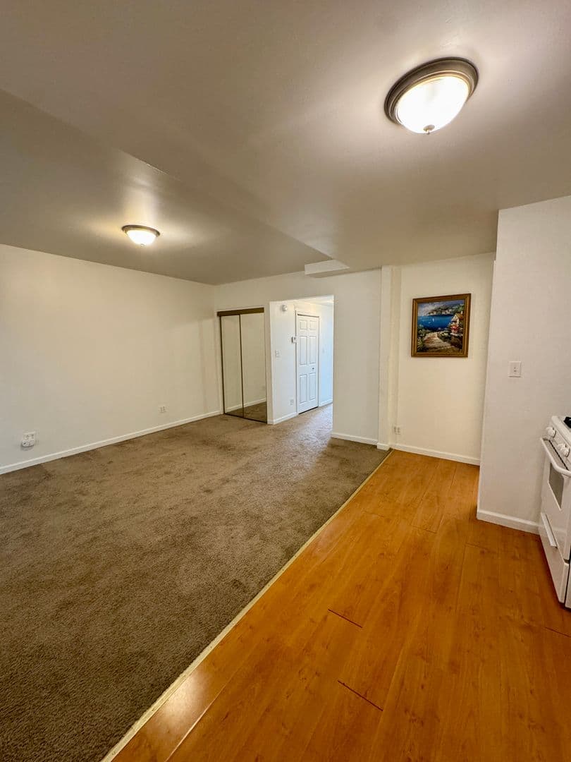 Pittsburgh Apartment: 3401 Forbes Ave