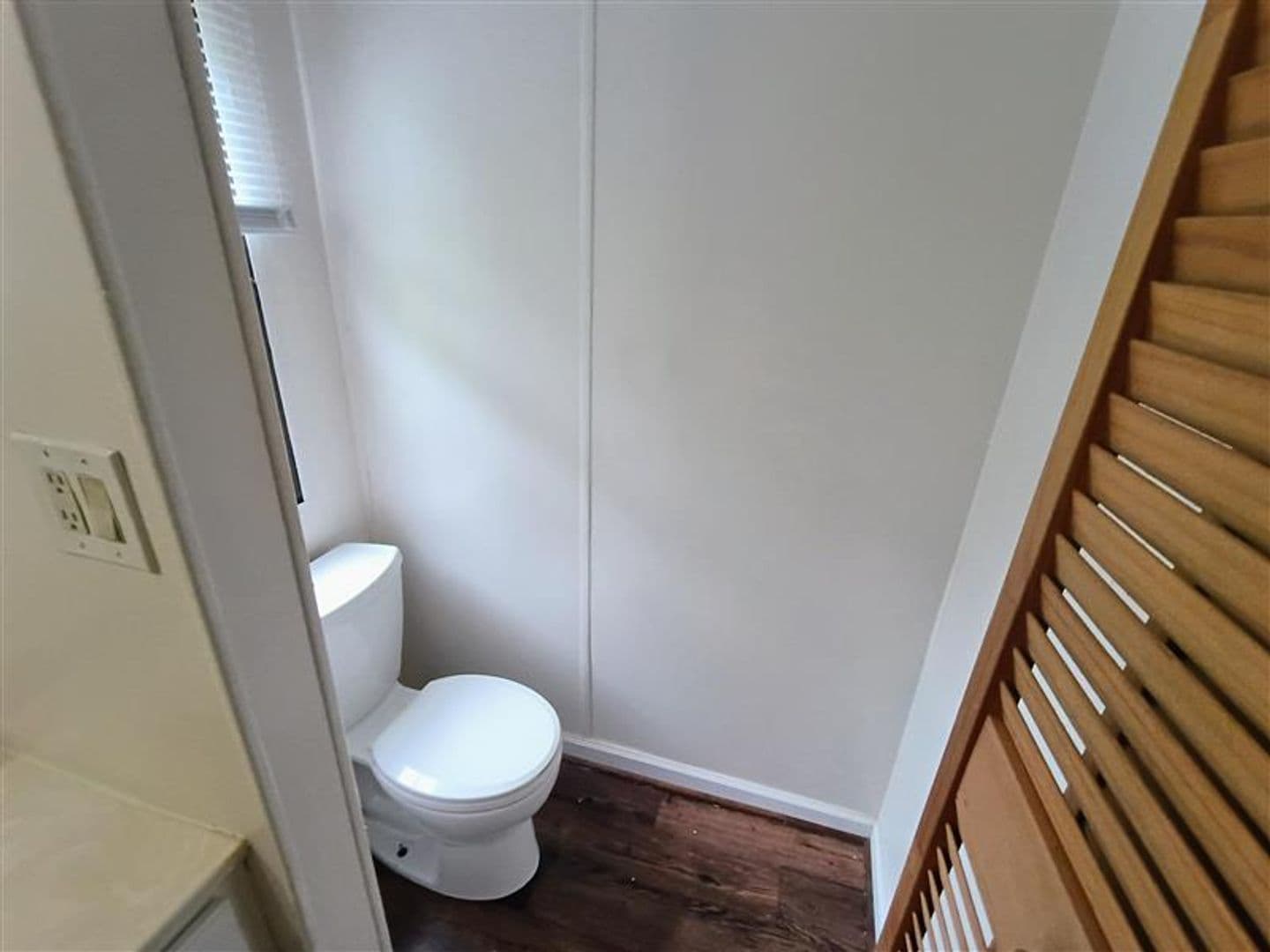 Opelika Apartment: 8355 Lee Road 390