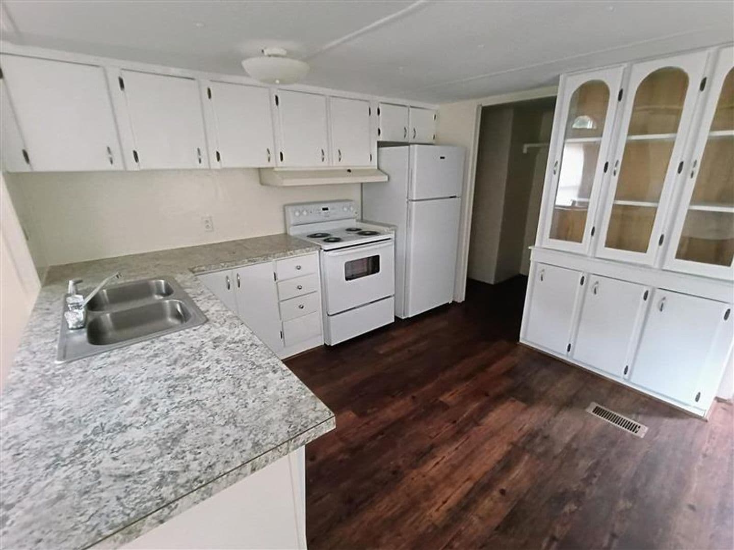 Opelika Apartment: 8355 Lee Road 390