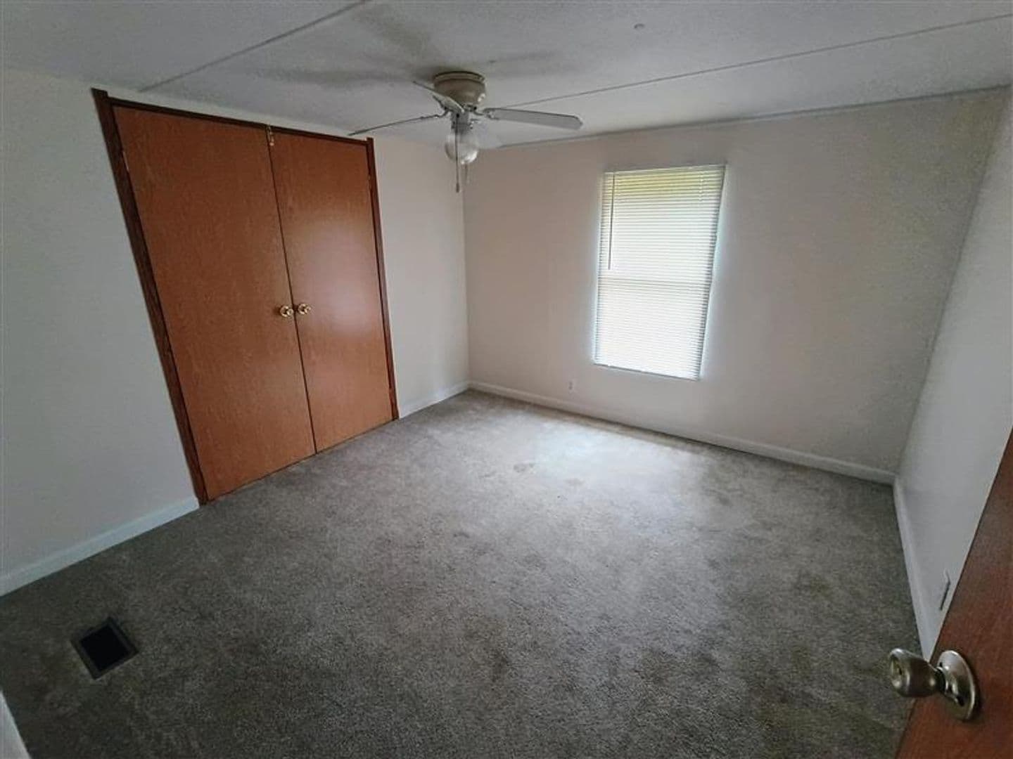 Opelika Apartment: 8355 Lee Road 390