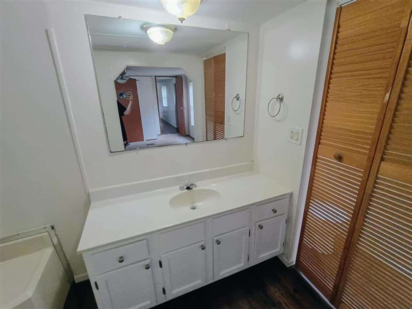Opelika Apartment: 8355 Lee Road 390