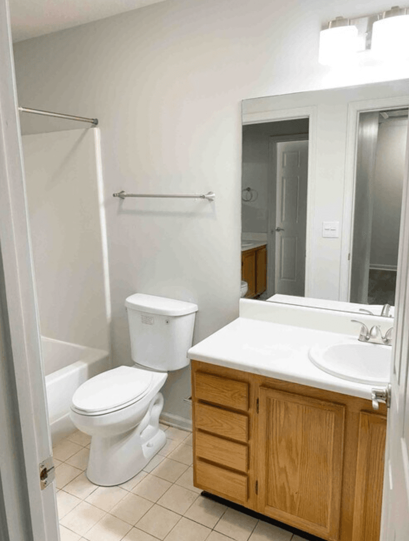 Fitzgerald Apartment: 160 Wilson Ave