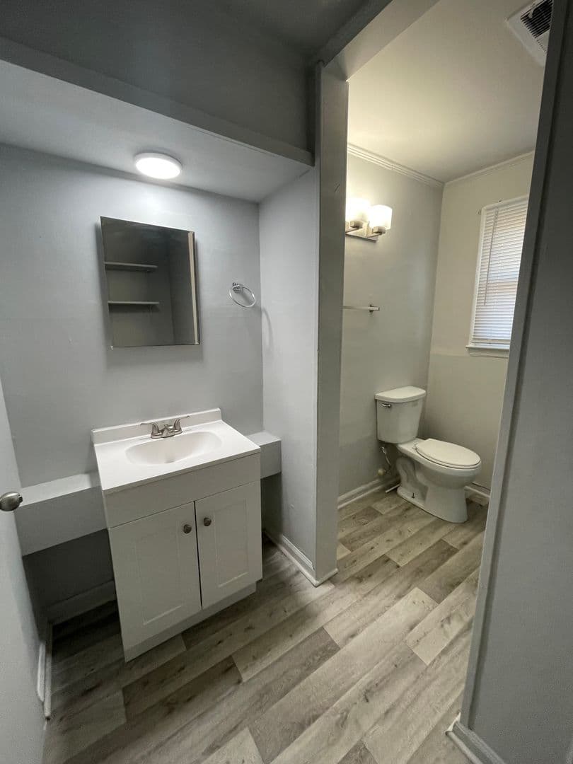 Jacksonville Apartment: 2292 Onslow Dr